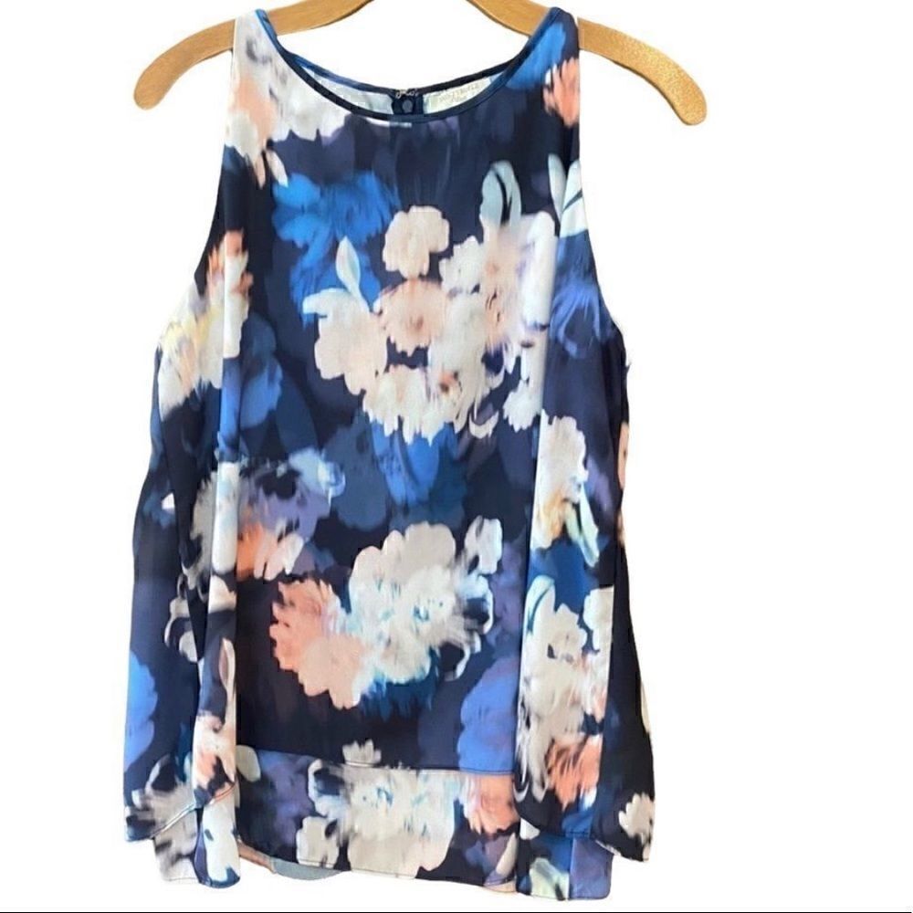 St. Tropez West Sz M Blue Blurred Watercolor Floral Flowy Relaxed Tank Style Top